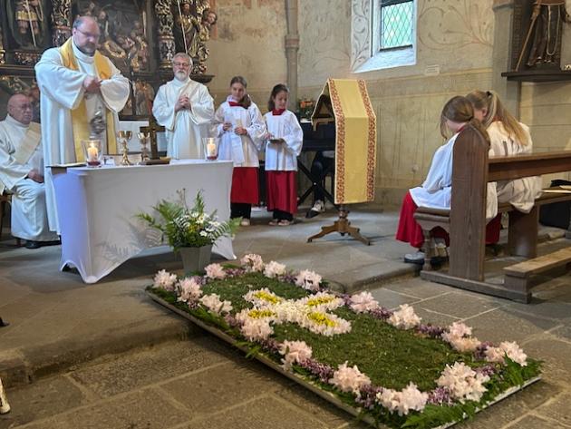 Fronleichnam_Innenaltar