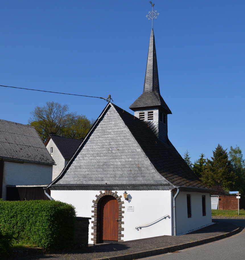 Kapelle Nitz mit Tür