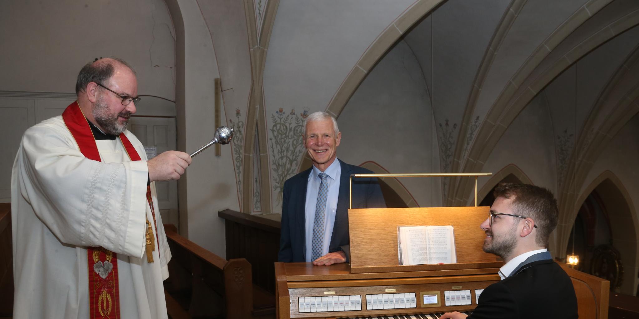 Orgelweihe_Wanderath_Schuh_Heimermann_Busch_Foto ElviraBell